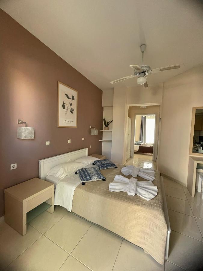 Andy'S Apartments Jeorjoúpoli Eksteriør bilde